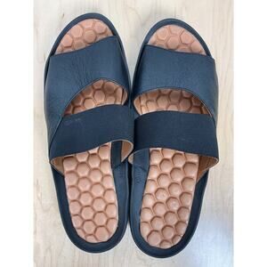 L'amour Des‎ Pieds Black Leather Sandals Size 9